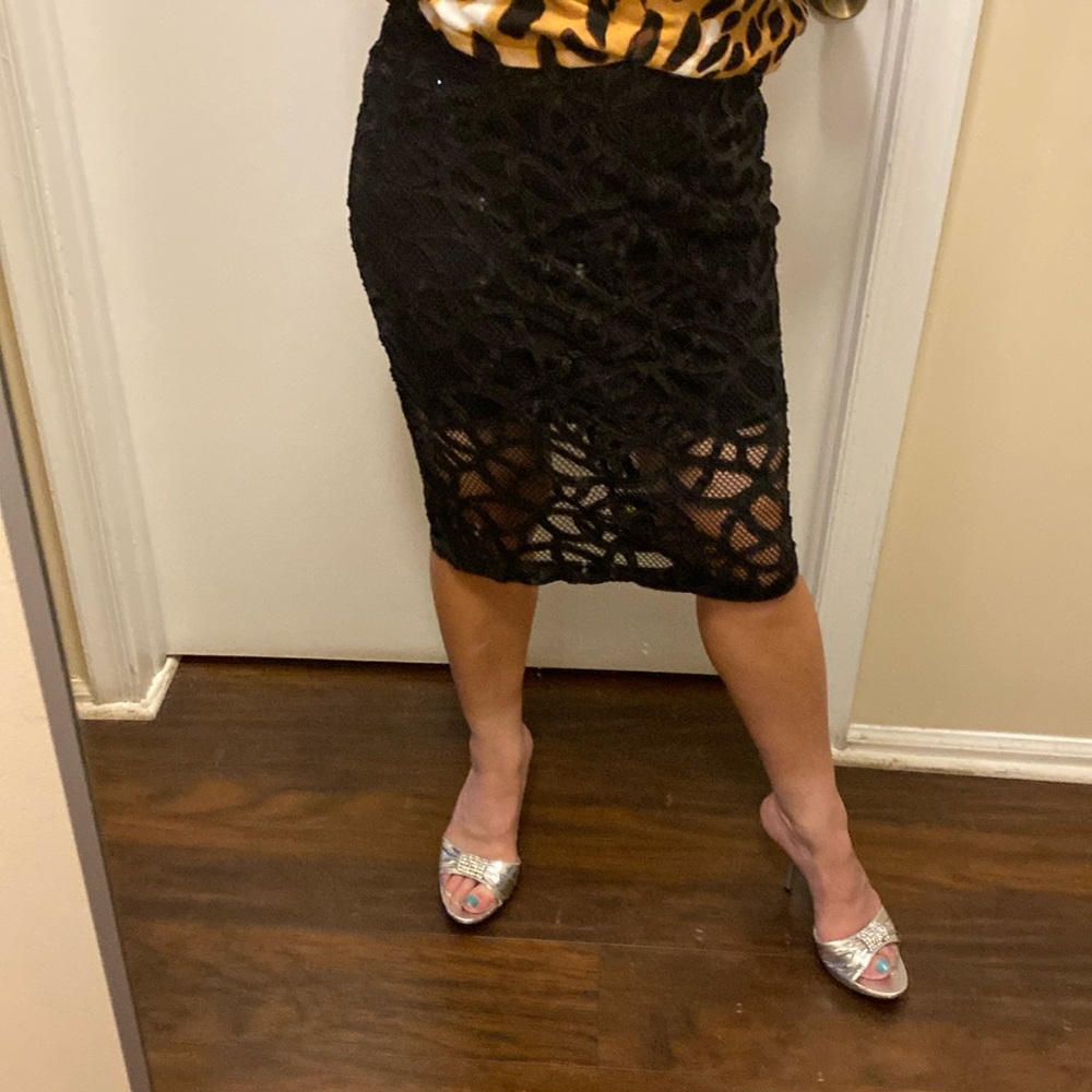 Express Elegant Black Sequin Ñace Skirt